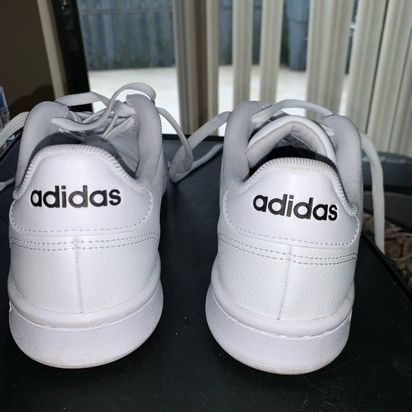 Men’s 8.5 ADIEASE Shoes - Picture 4 of 12